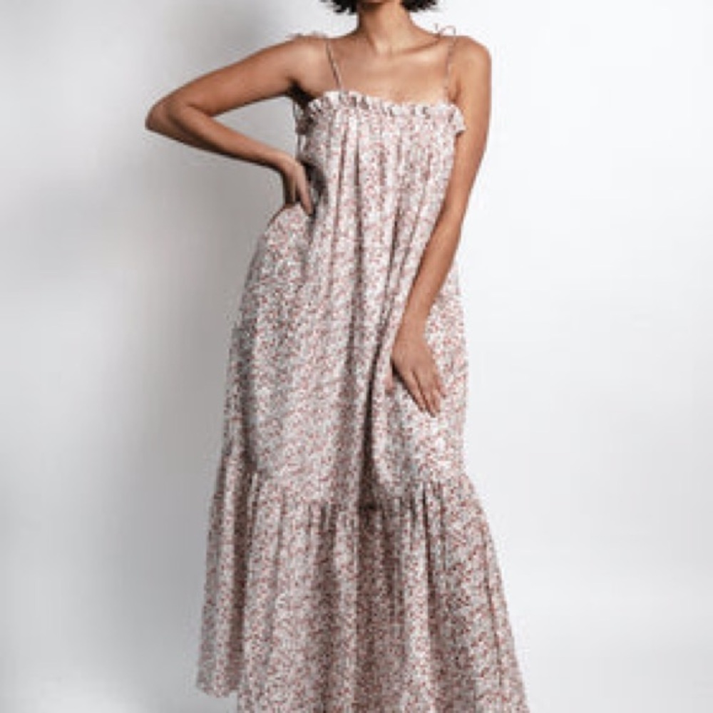Like new Mirth Savannah Sundress in sunset coral, size small